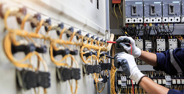 Professional Electrician technician working in Pimmit Hills, VA